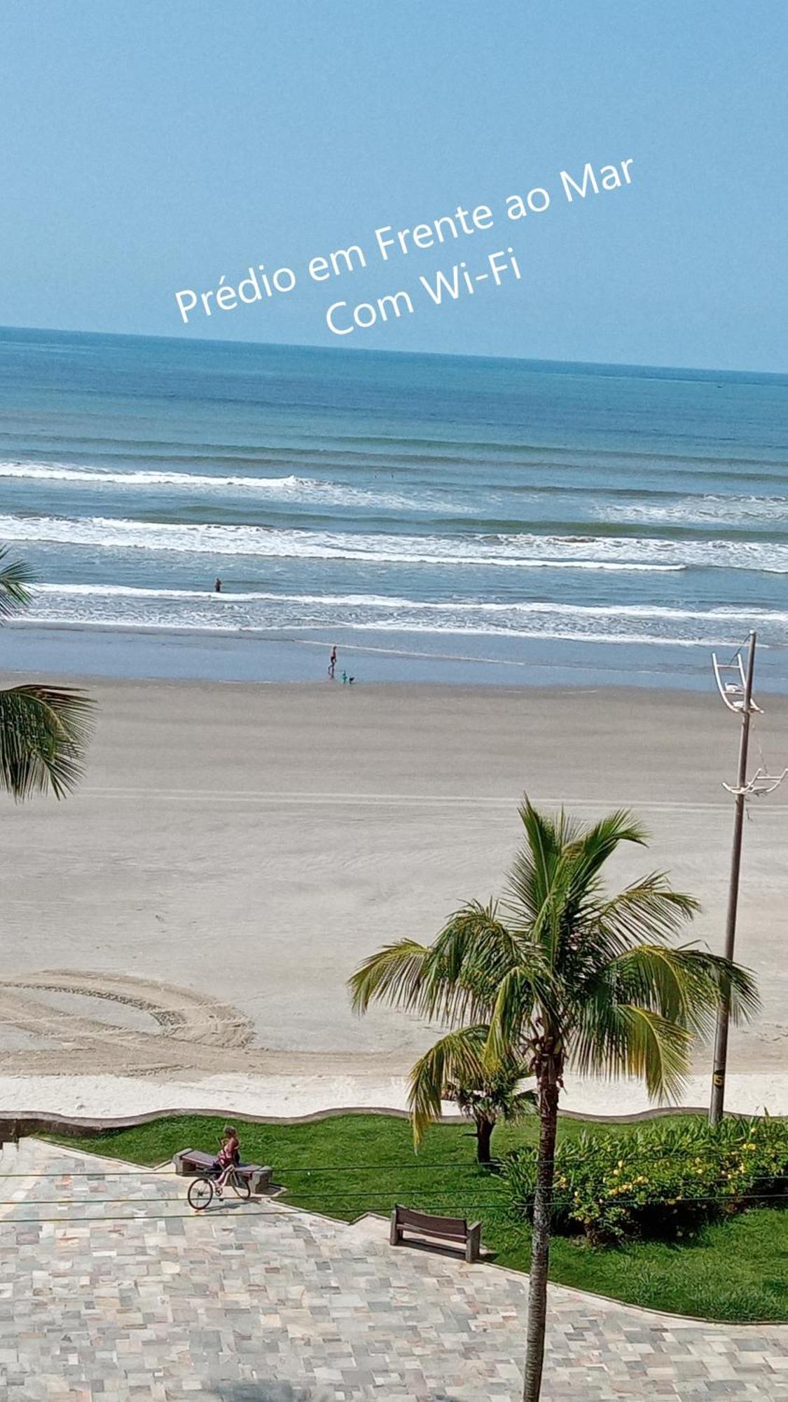 Predio Em Frente Ao Mar Apartment ปรายากรันเด ภายนอก รูปภาพ